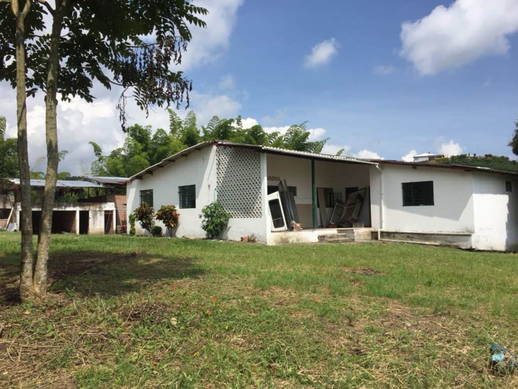 Santuario - Colombian Coffee with Hints of Banana, Toffee, and Brown Sugar